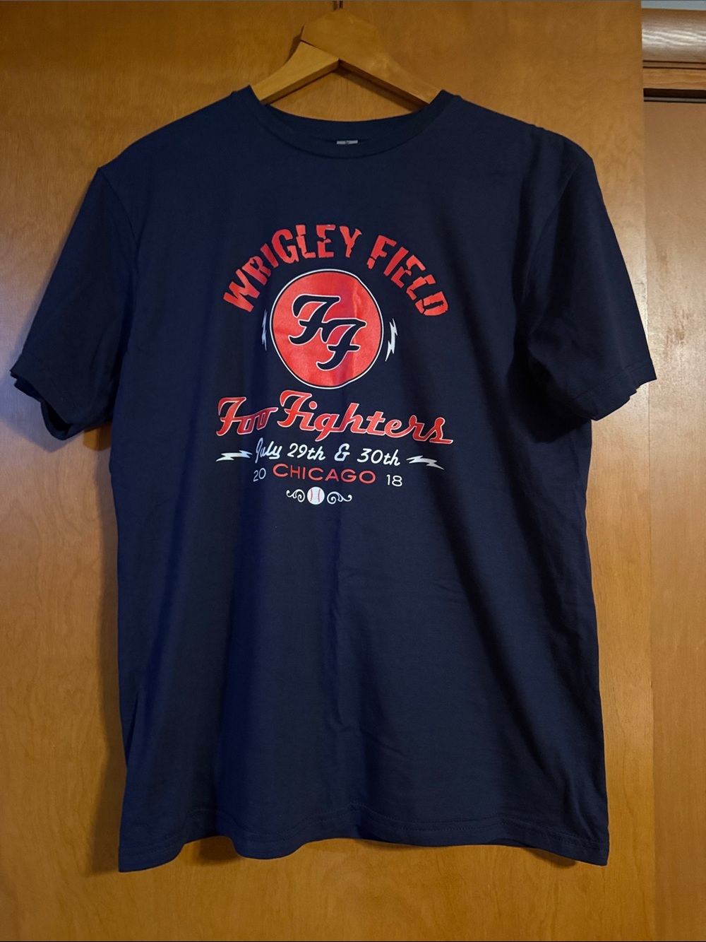 Gildan Navy Fo Fighters Wrigley Field Graphic Tee - Red Accent
